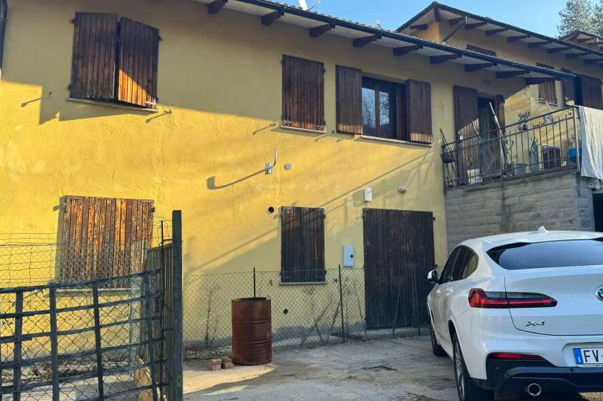 Appartamento con autorimessa e area cortiliva a Monghidoro - 004