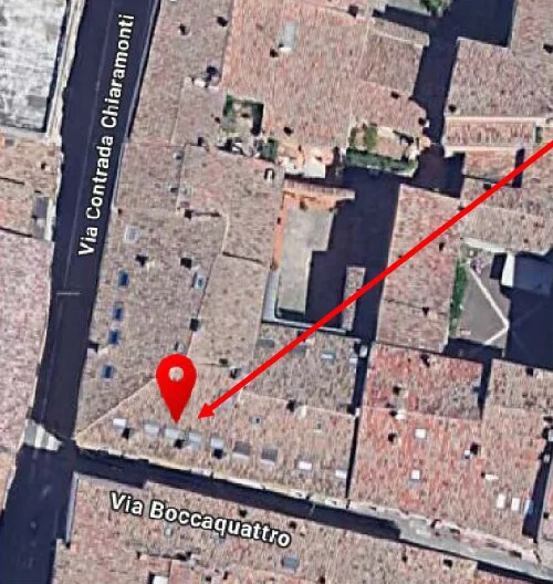 Negozio con magazzino in centro storico a Cesena