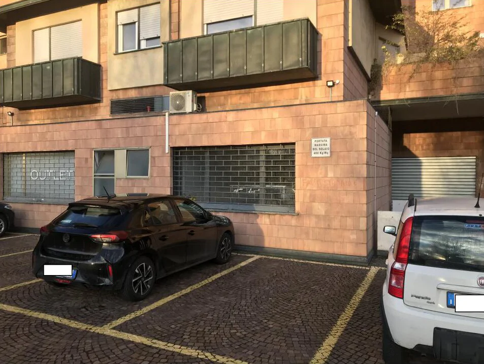 Ufficio e autorimessa in via Marconi 45, Casalecchio di Reno