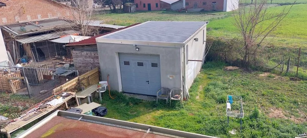 Villetta bifamiliare con autorimessa a Gavello