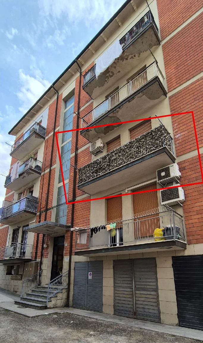 Appartamento con cantina, garage e due posti auto a Castello d'Argile