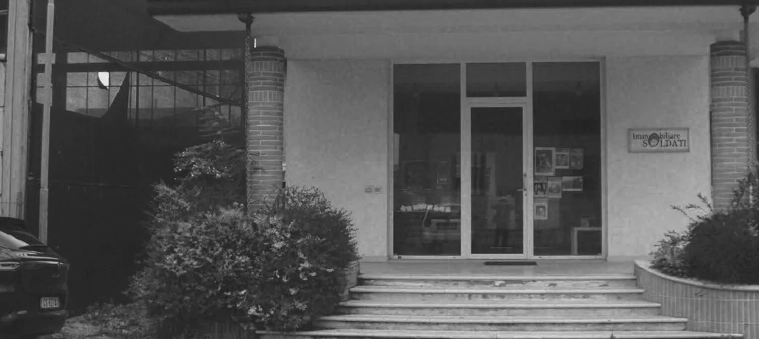Palazzina uffici con vano ufficio in Gambettola