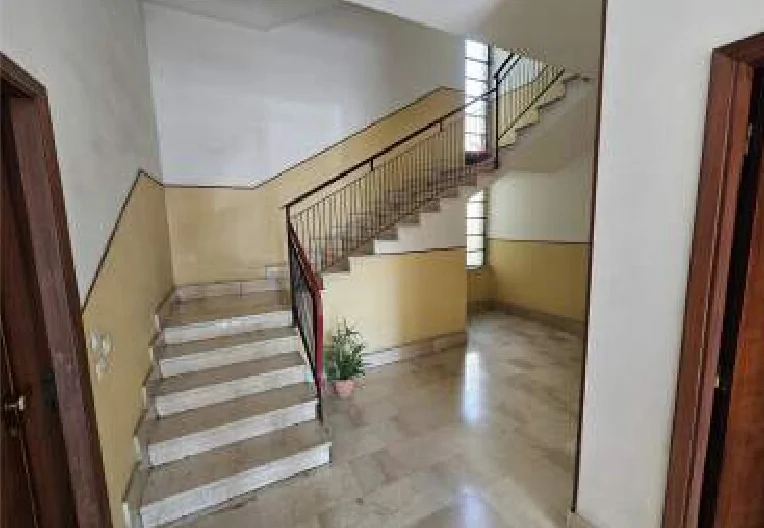 Appartamento con cantina in Via Montebello 3, Piacenza