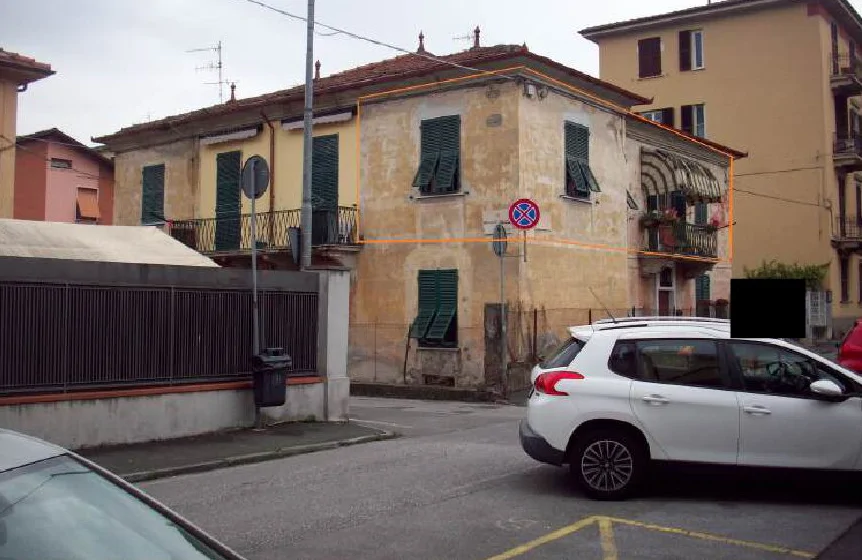 Appartamento al primo piano in Via Mozzachiodi 59, La Spezia