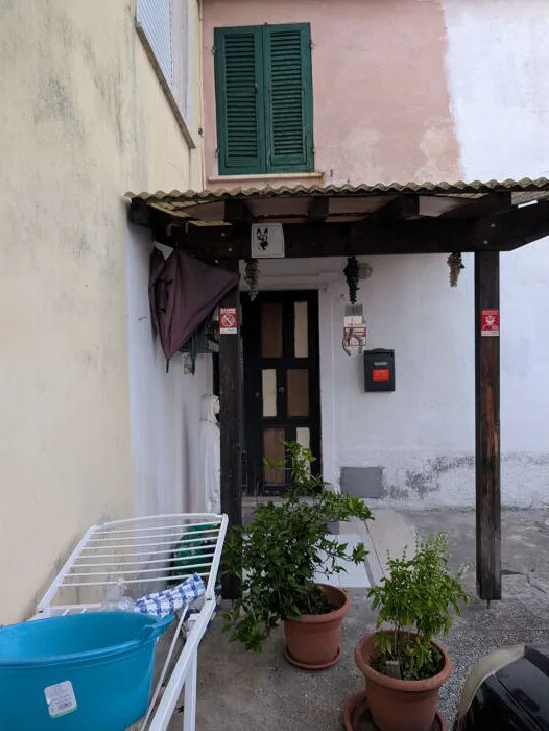 Ex fabbricati rurali ad uso abitativo in Via Nerchia 23, Sarzana