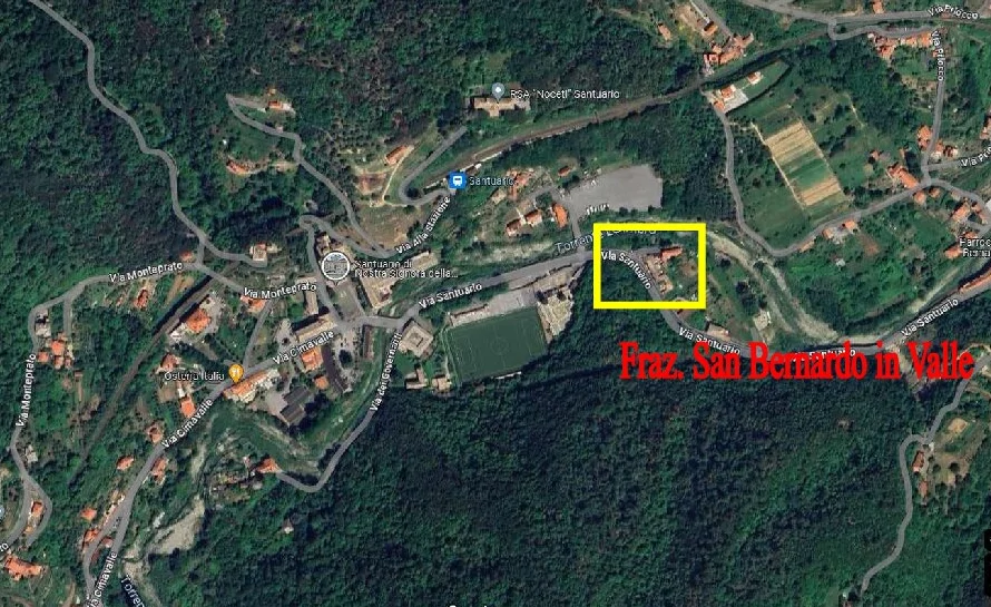 Appartamento su tre livelli in Via Santuario 144, Savona
