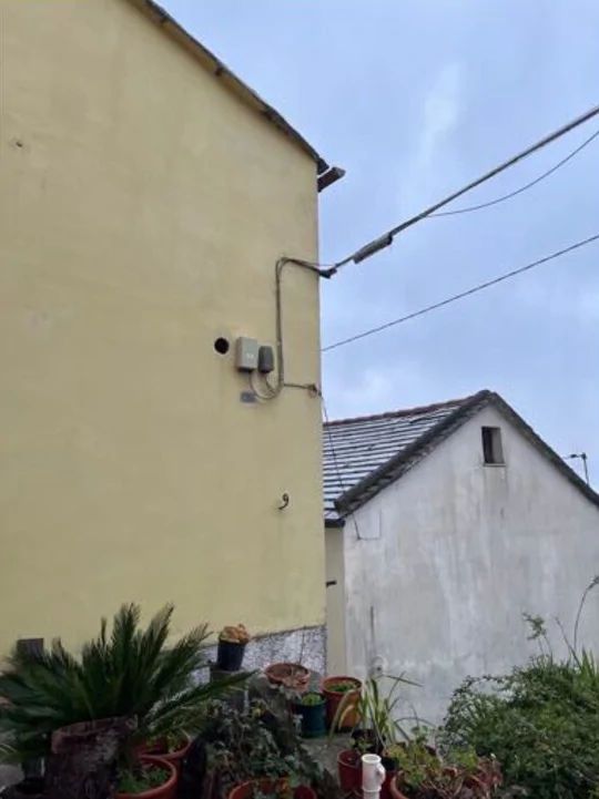 Villetta a schiera a Genova Crevari, occupata dagli esecutati