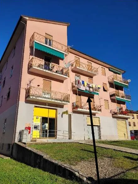 Appartamento con balcone e cantina a Sesta Godano