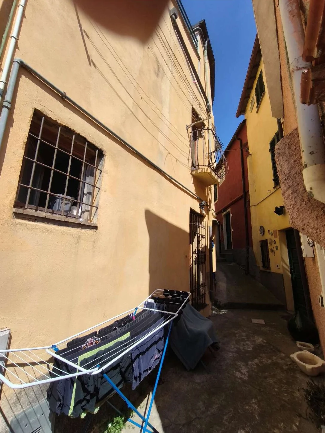 Appartamento su due piani in borgo storico a Moglio di Alassio