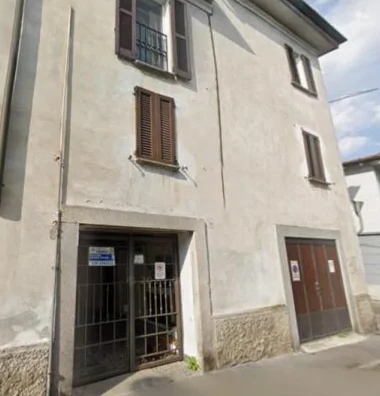 Appartamento al piano primo in Via Indipendenza 11, Lodi