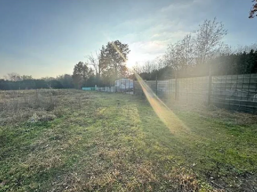 Terreno agricolo a Busto Arsizio, via Gioacchino Rossini