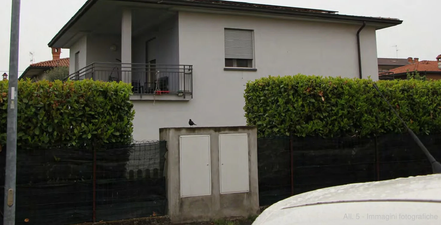 Villa singola con giardino a Caravaggio, quota 1/2