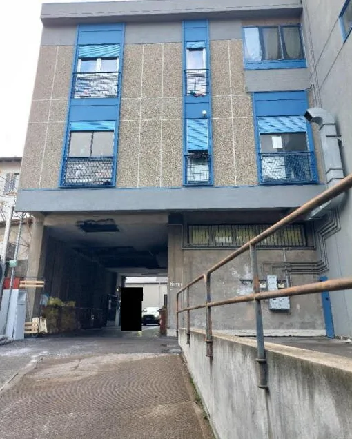 Appartamento al primo piano in Piazzale Camerlata 6, Como
