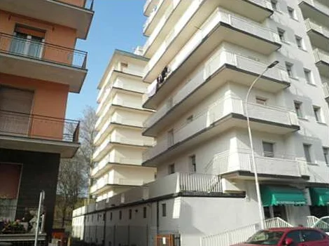 Appartamento all'ottavo piano con cantina in Casalmaggiore