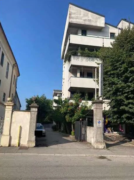 Magazzino al piano interrato in via Fabio Filzi 60, Cremona