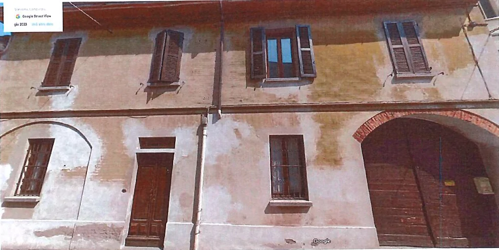 Appartamento bifamiliare con rustici e cortile in Soresina