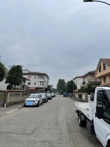 Appartamento al terzo piano con cantina e box