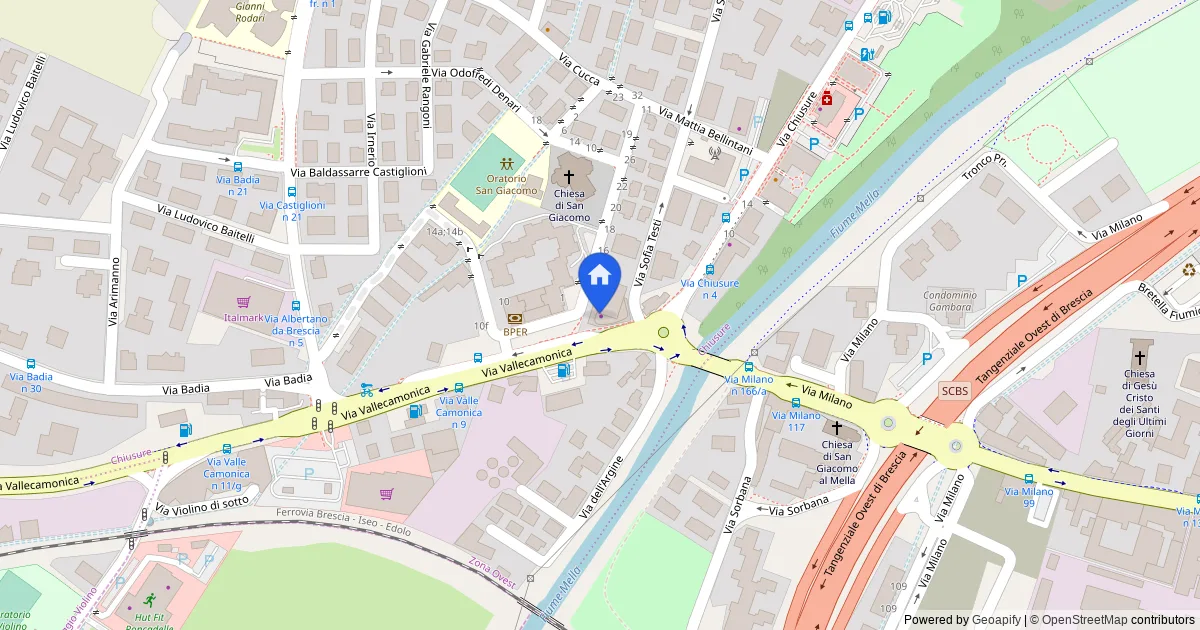 Ufficio con terrazzo, due box e due cantine in Brescia