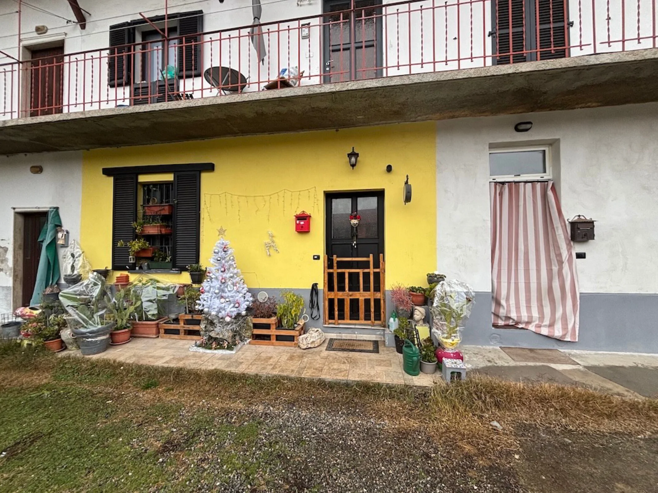 Appartamento al piano terra in Ceriano Laghetto, Via Volta 6