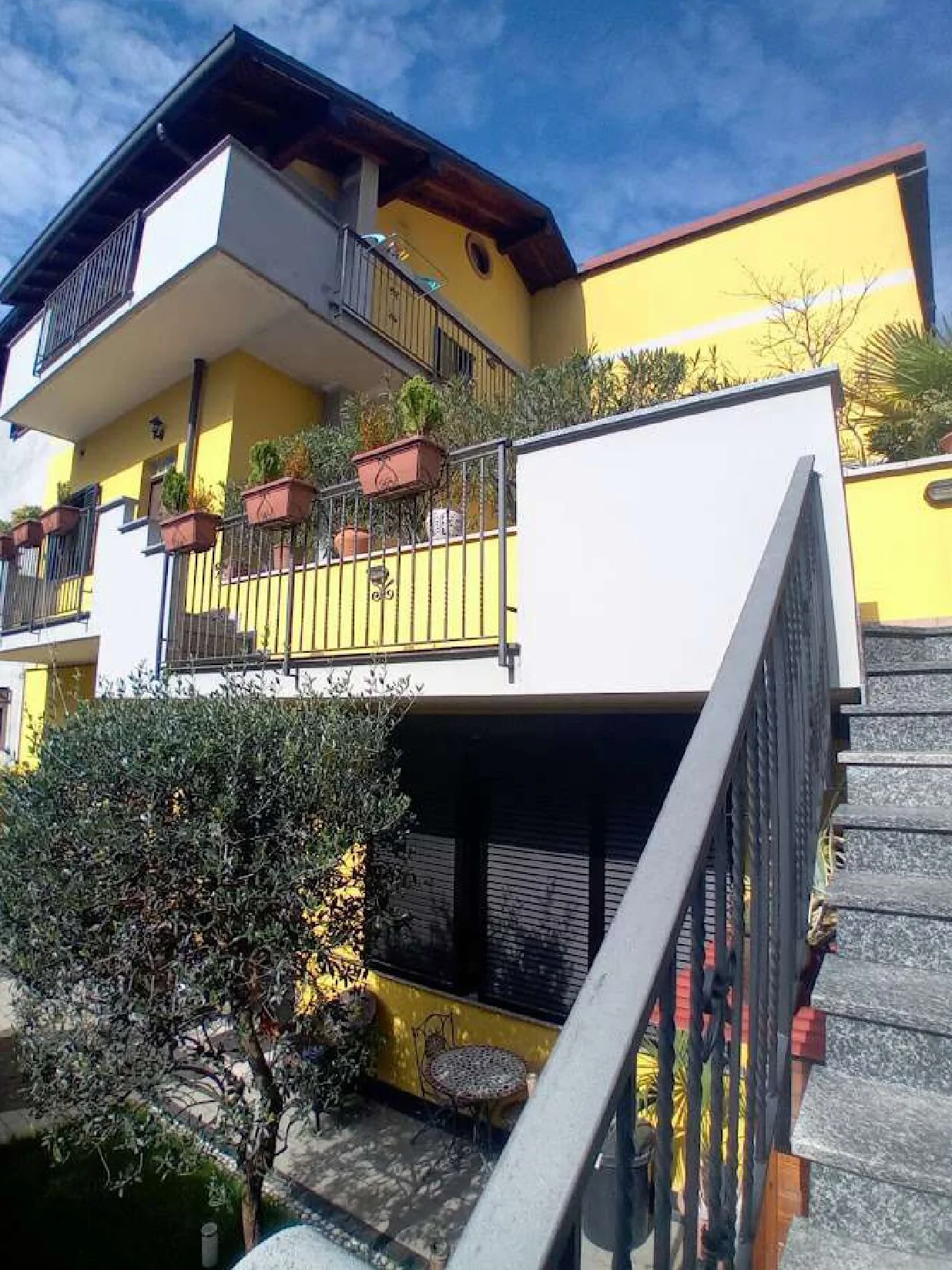 Appartamento in terratetto a Castellanza, Via Tevere 7