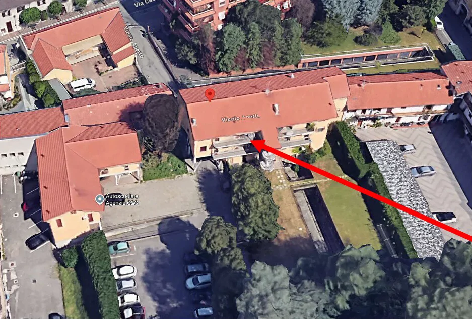 Appartamento al piano secondo con cantina in Gorla Minore
