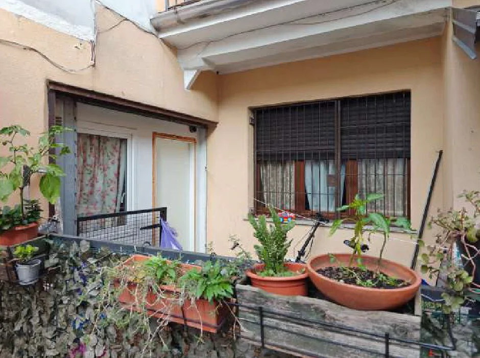 Porzione immobiliare al piano terra con autorimessa in Gorla Maggiore