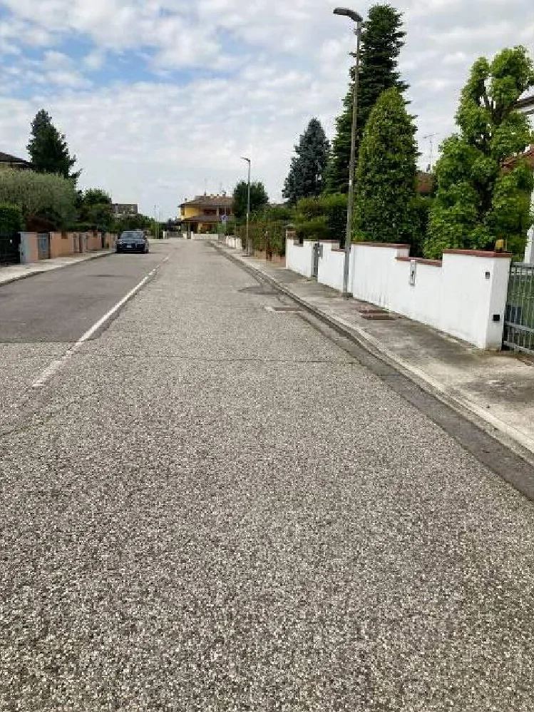 Lotto 6: area urbana e terreno edificabile a Curtatone
