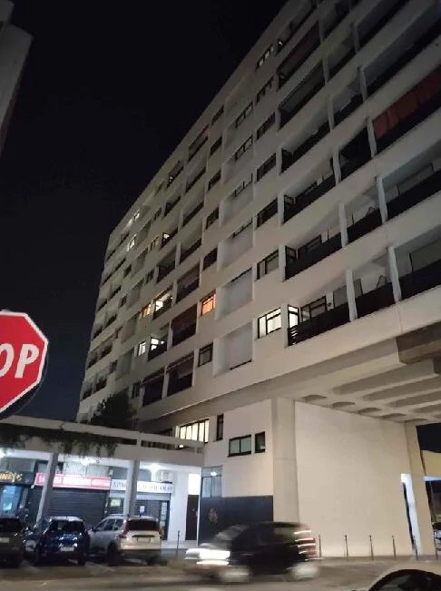 Trezzano sul Naviglio, Largo Risorgimento 10-13: tre uffici al piano primo