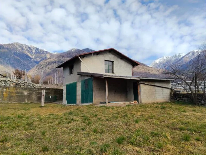 Lotto 1: terreni agricoli e magazzino agricolo a Ponte in Valtellina