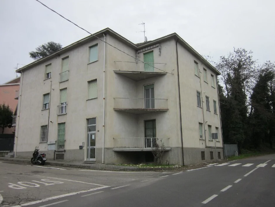 Appartamento economico con cantina in Condominio Silvana a Casteggio