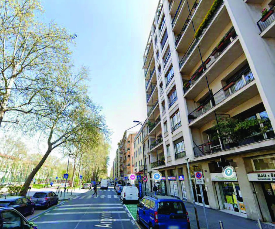 Appartamento con cantina in Milano, Viale Argonne 10