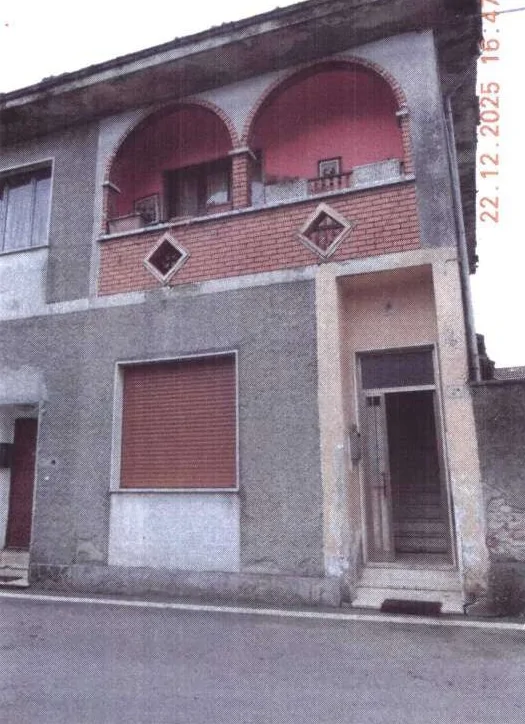 Appartamento al primo piano in Torlino Vimercati, Via Cascine 33