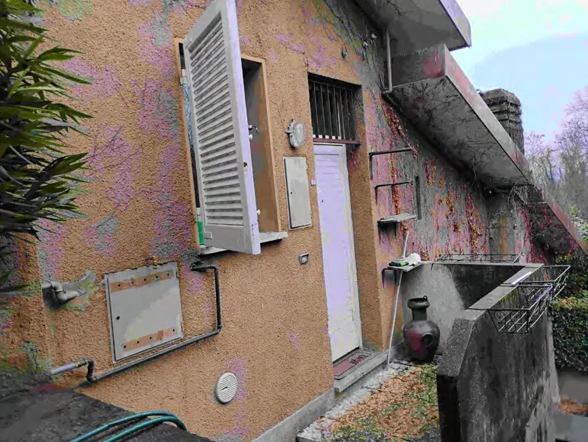 Appartamento con box e giardino a Bardello con Malgesso e Bregano