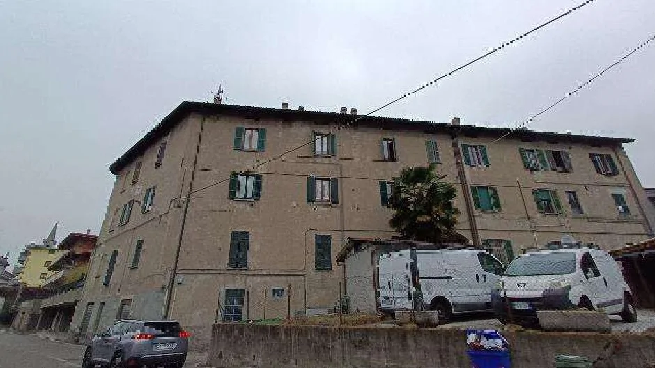Appartamento con posto auto scoperto a Como, Rebbio