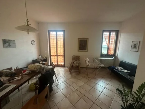 Compendio immobiliare in centro storico a Fontanetto Po