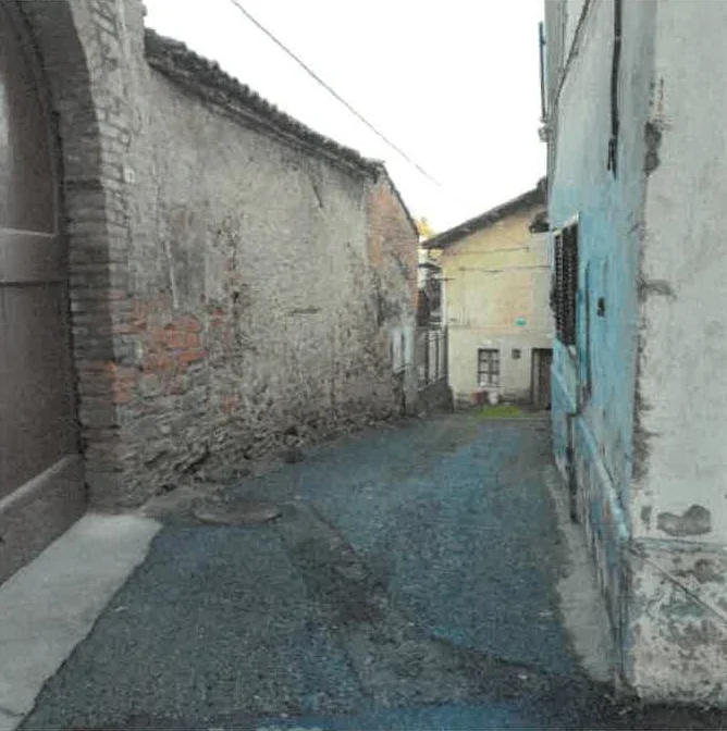 Abitazione semi-indipendente con box e cantina a Strevi