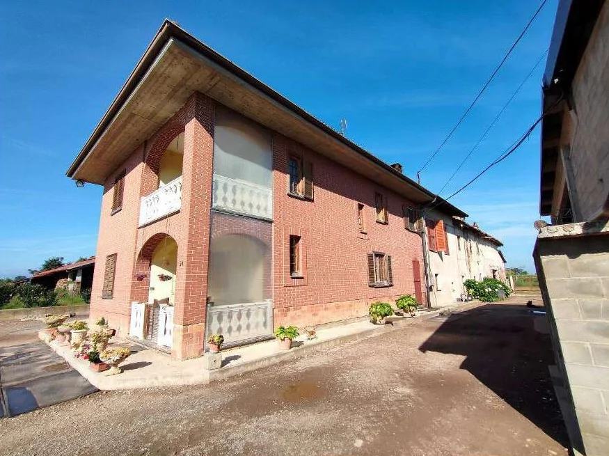 Complesso rurale Cascina Virola in Sant'Albano Stura