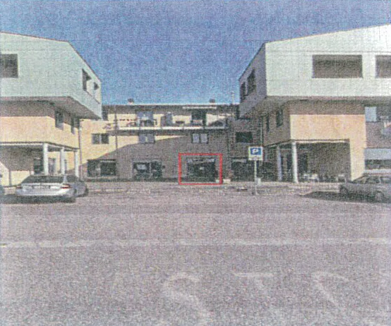 Lavanderia automatica in Pombia, Piazza della Repubblica