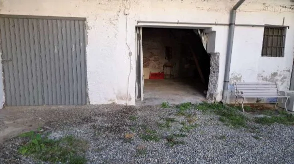 Abitazione con depositi in Ghemme