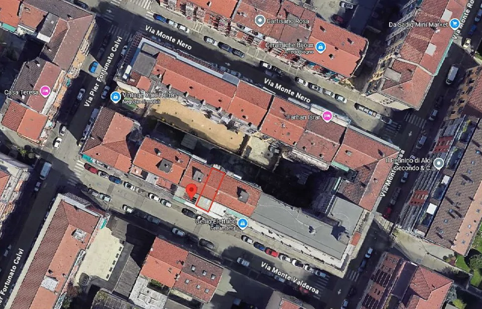 Appartamento con terrazzo e cantina in Torino, via Monte Valderoa 5