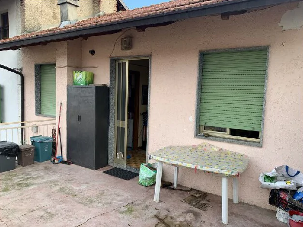 Abitazione al primo piano in Alice Castello, Via Roma 54