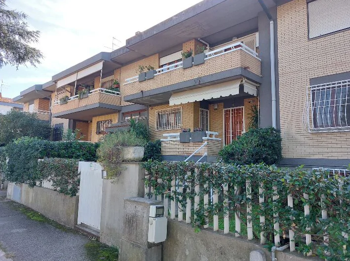 Appartamento con garage in via Arcidosso 32, Grosseto