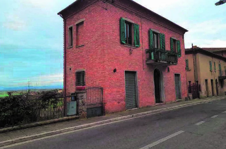 Immobili occupati da terzi all'asta in provincia di Siena