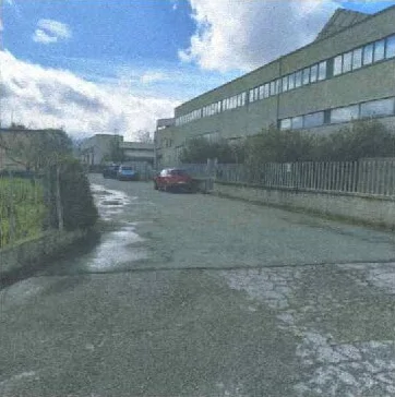 Capannone industriale in Follonica, Via dell'Industria 13/c