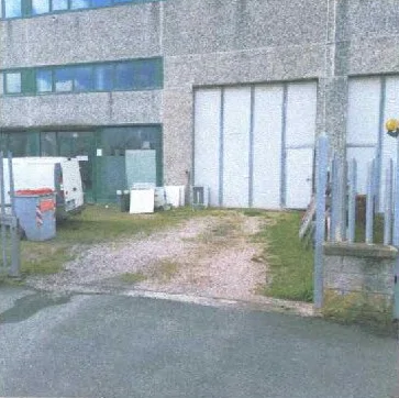 Capannone industriale in Follonica, Via dell'Industria 13/c