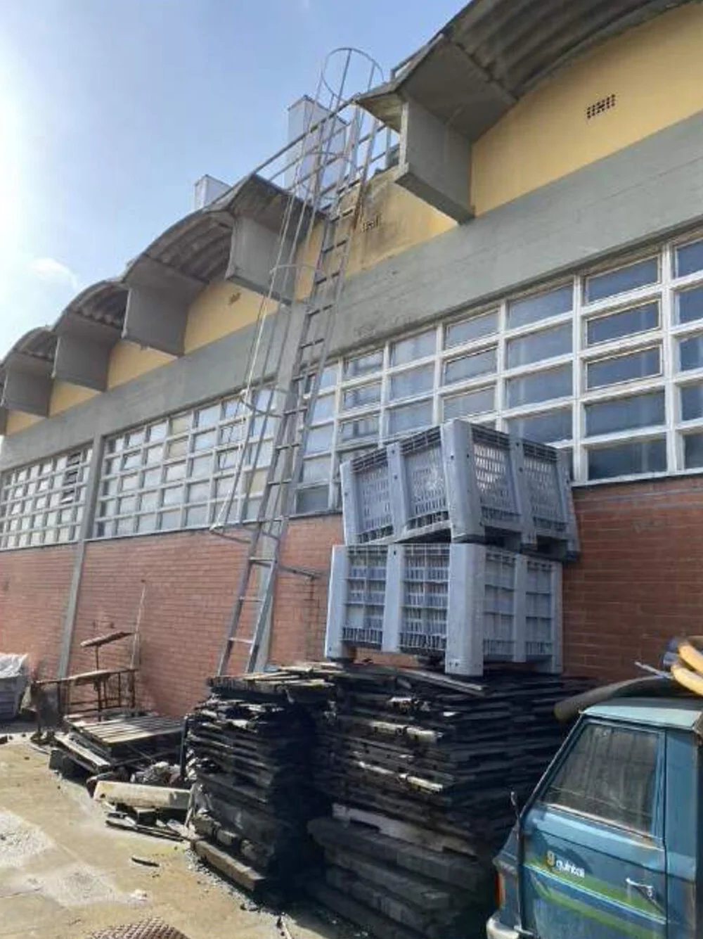 Capannone industriale con resede in Fucecchio