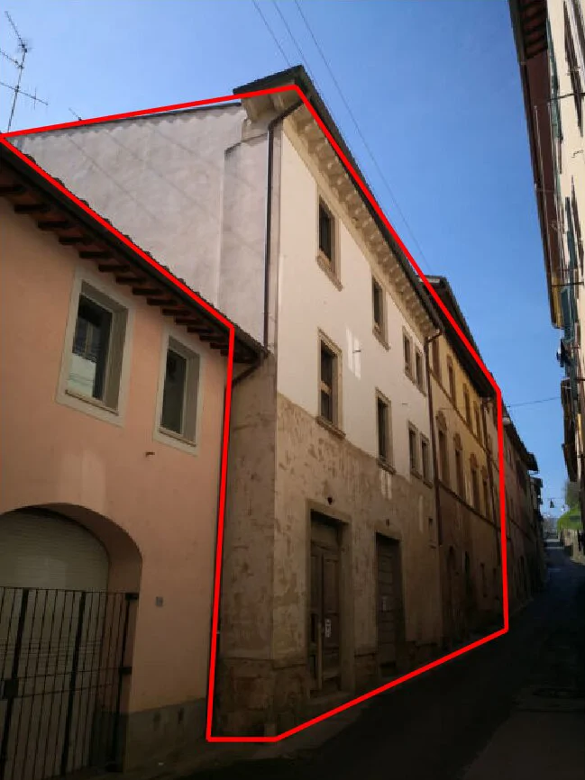Porzione di fabbricato in corso di costruzione in via Garibaldi 114