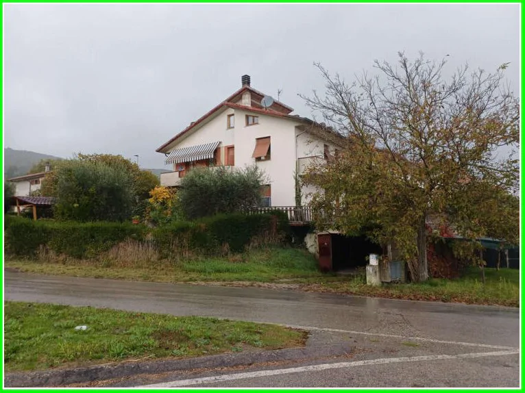 Appartamento con garage e cantina a Sansepolcro