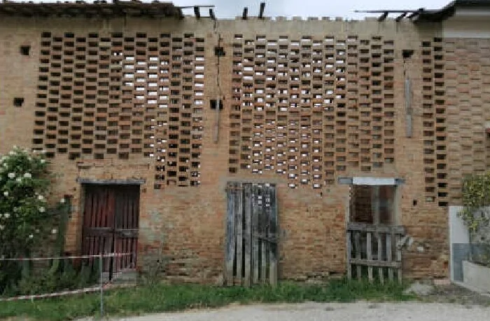 Due ruderi in via Vittorio Niccoli, Castelfiorentino