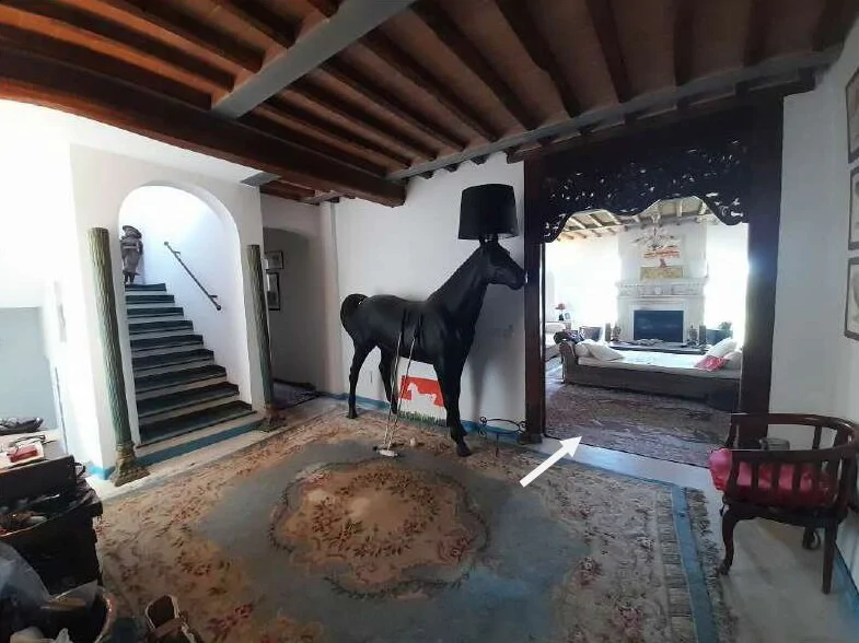 Compendio rurale equestre con abitazioni, stalle e terreni